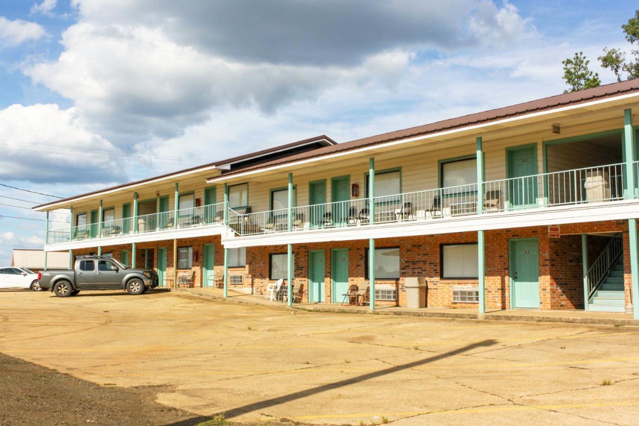 Toledo Town Motel *